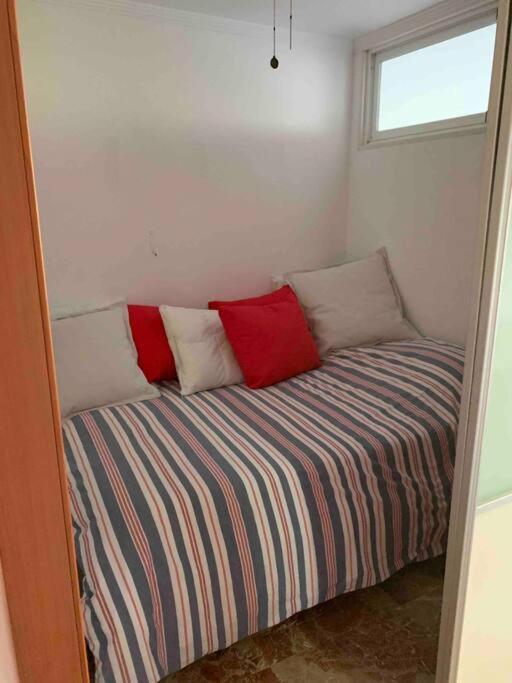 Apartment First Line Of The Sea ベナルマデナ エクステリア 写真